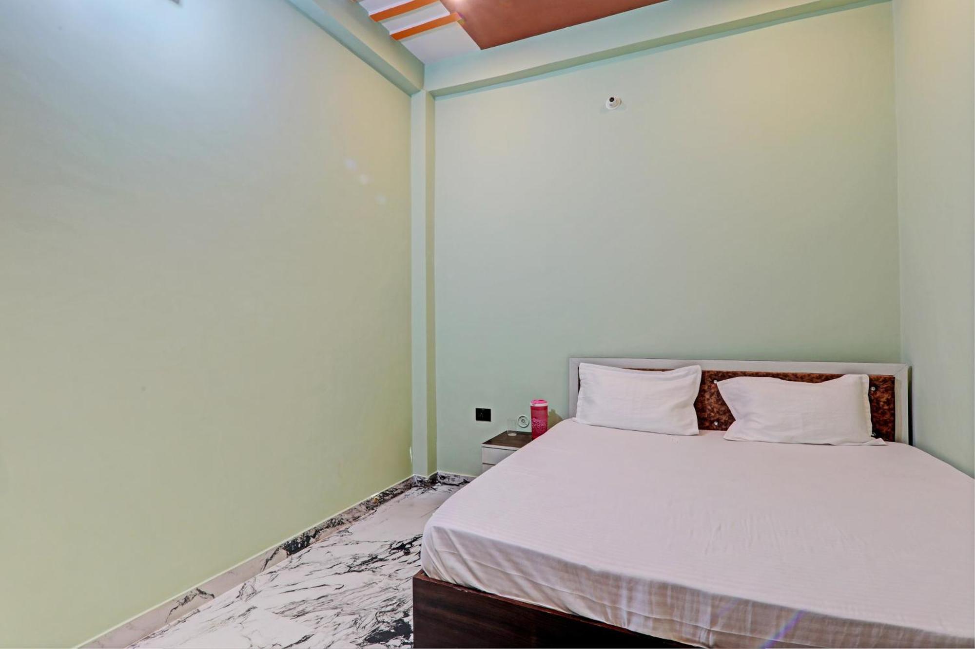 Oyo Green Valley Guest House Sultanpur  ภายนอก รูปภาพ